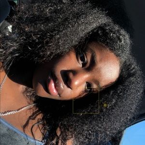 Meet your Posher, Queen